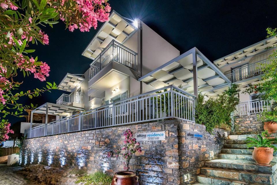Athina Residence Lentas Ngoại thất bức ảnh